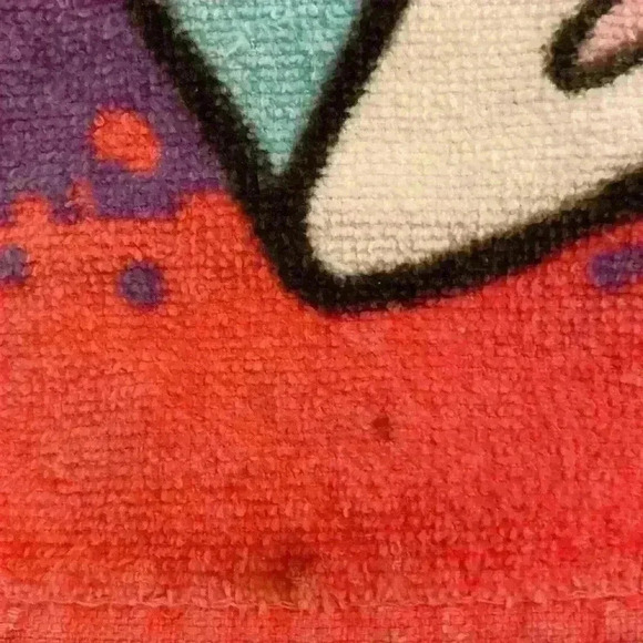 Vintage 1991 Tiny Toon Adventures Beach Towel Featuring Buster & Babs Bunny - Picture 8 of 16